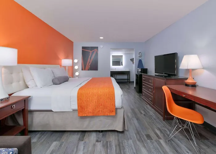 Howard Johnson By Wyndham San Marcos