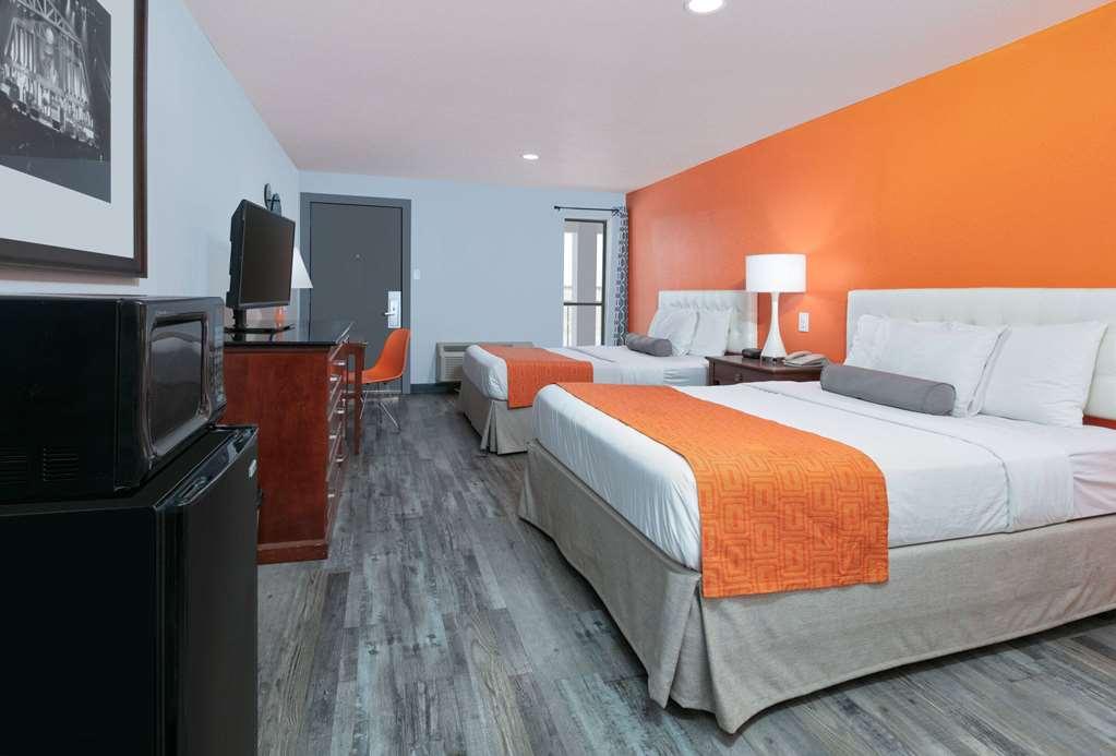 Howard Johnson By Wyndham 2* San Marcos